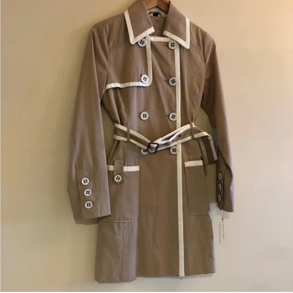 Guess Tan Trench Coat with White Trim | Size Small